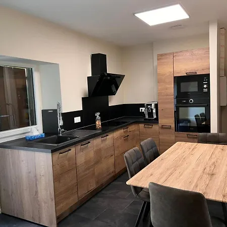 De Pampe Lune & Pampelonne